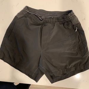 Birddogs 6in shorts (small)
